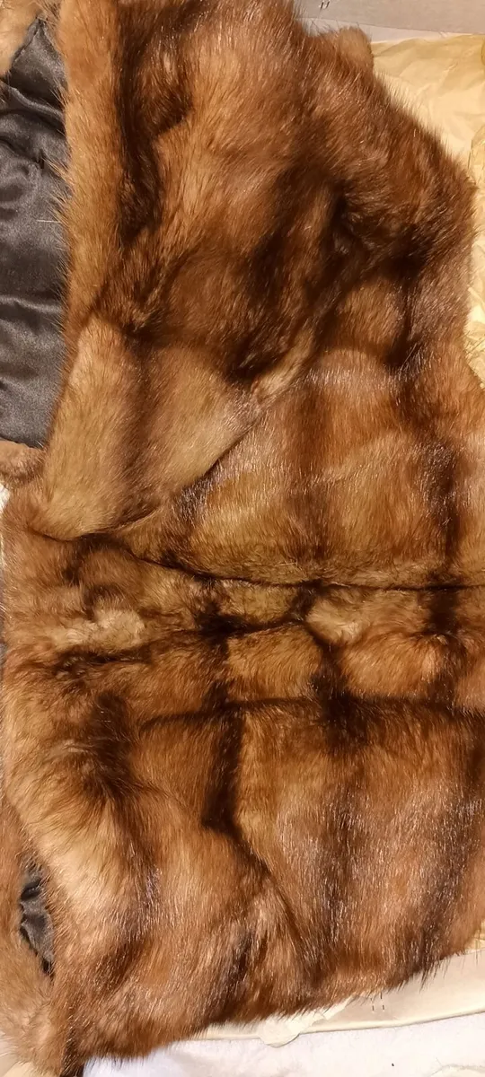 Ladies Vintage Mink Stole. - Image 1