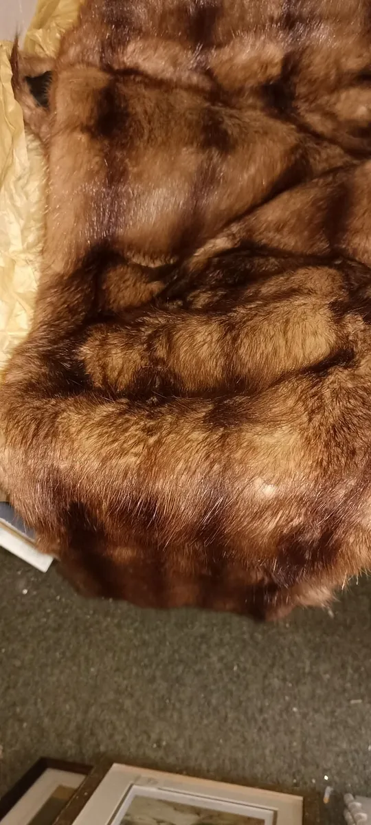 Ladies Vintage Mink Stole. - Image 3