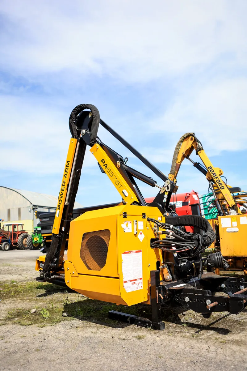 McConnel PA6575T Hedgecutter - Image 2