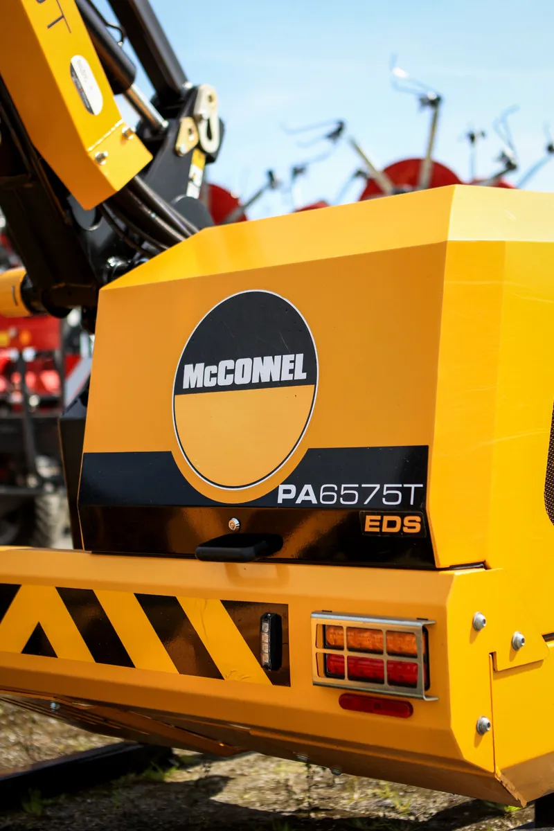 McConnel PA6575T Hedgecutter - Image 4
