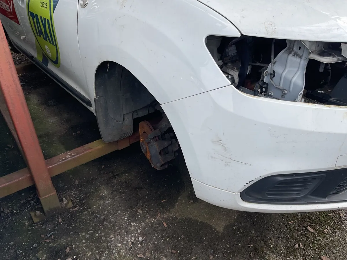 End of Life Vehicle Auction - Image 3