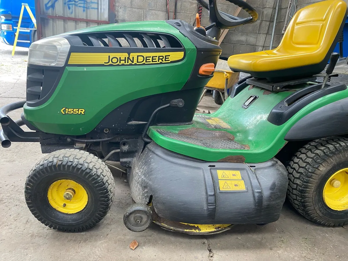 John Deere  lawnmower - Image 3