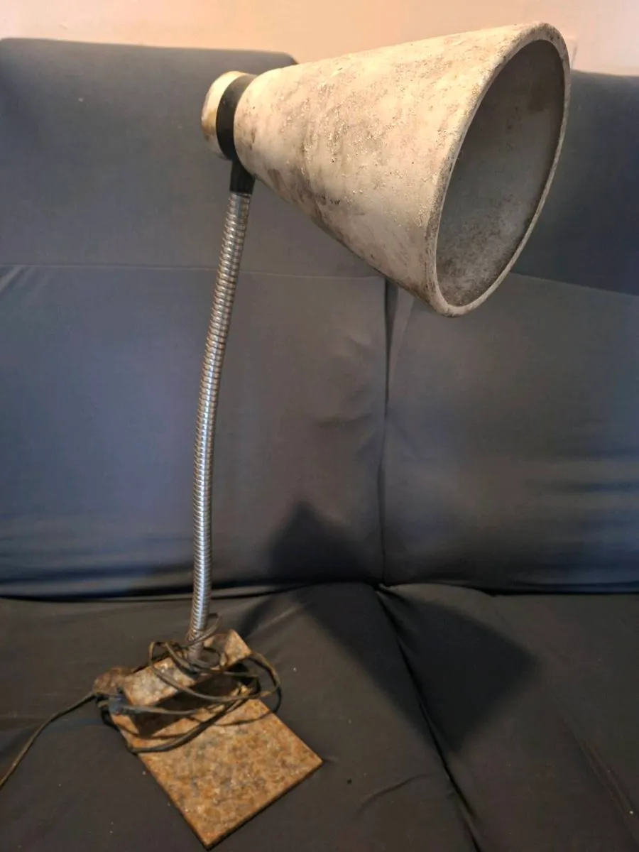 1960's Industrial heavy duty Gooseneck Desk Lamp - Image 1