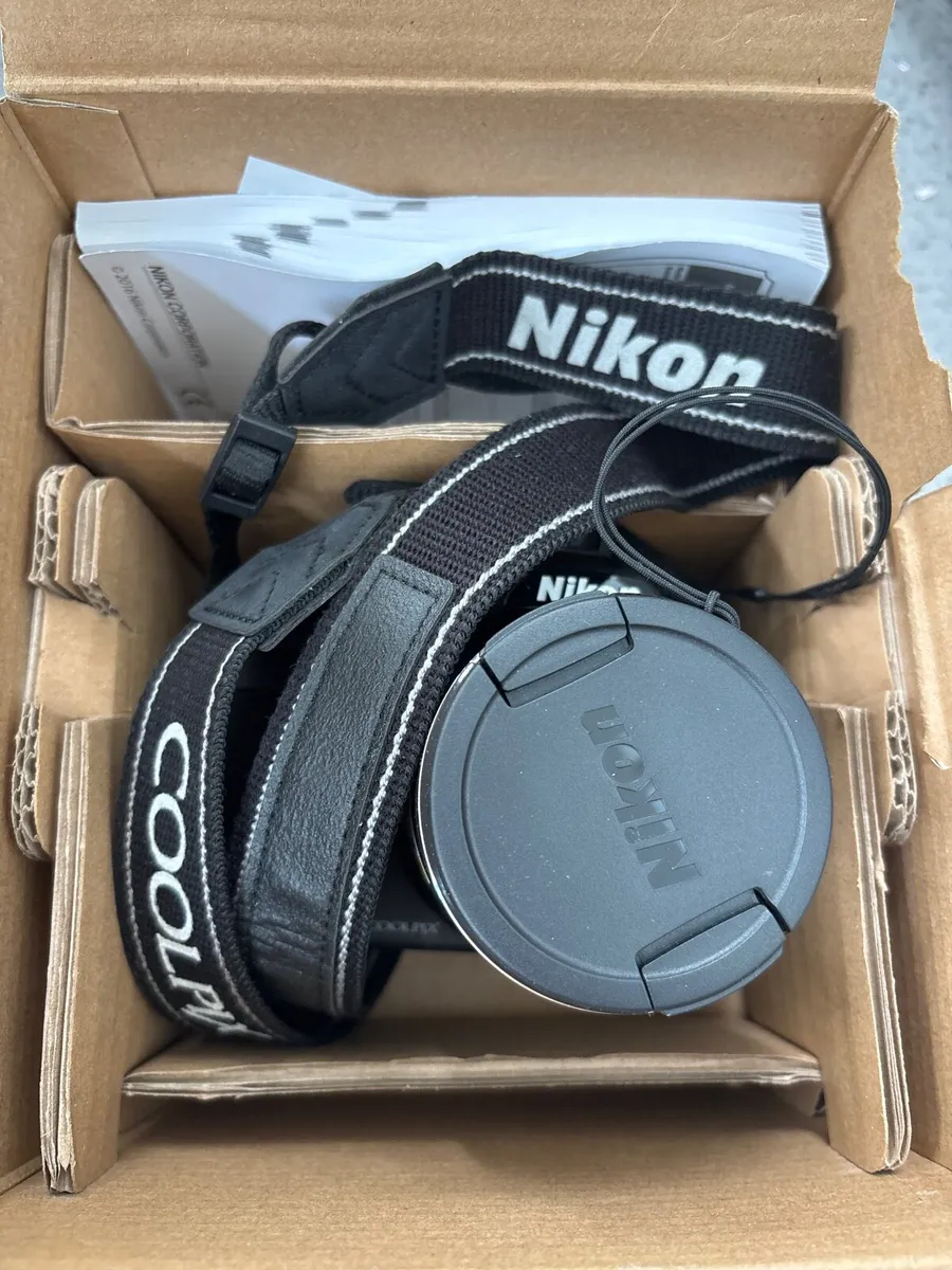 Nikon Coolpix B700 20.3 MP - Image 3