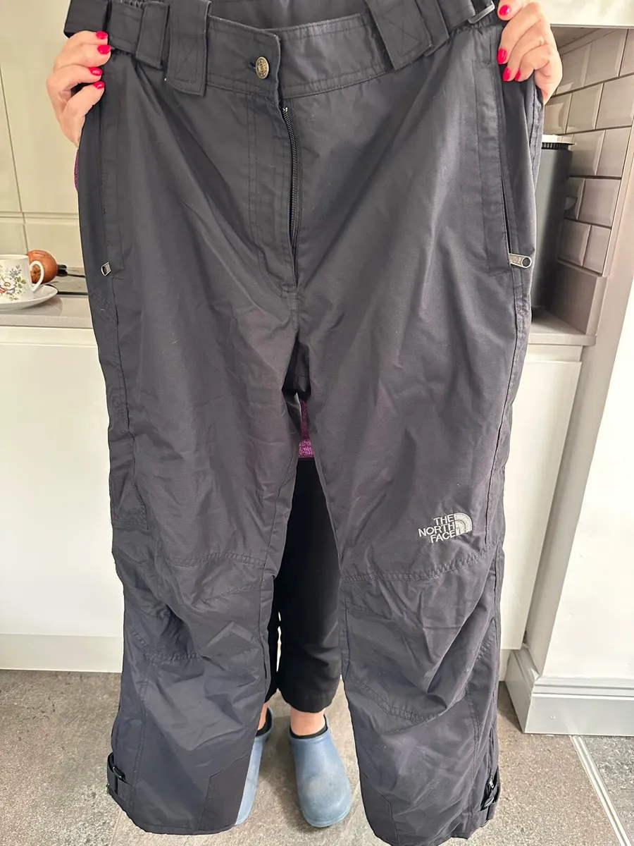 North Face hiking walking pants - Image 3