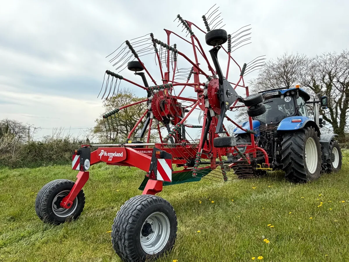 Kverneland 9580C Rake - Image 3