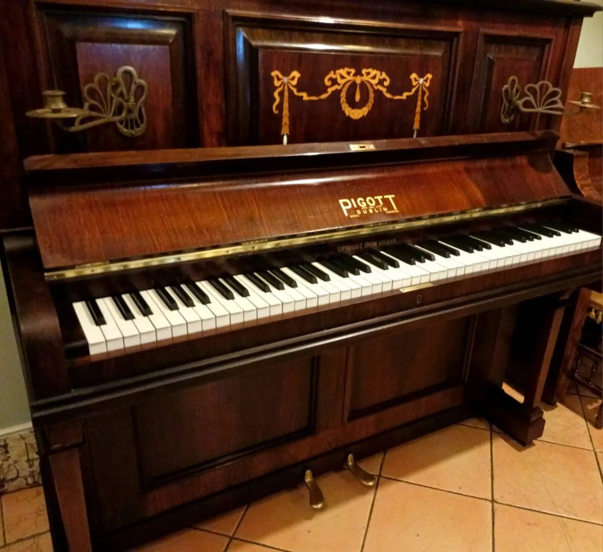 1912 Pigott | A Good Beginner Piano - Image 3