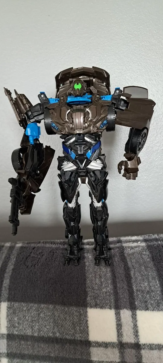 Toy transformer figures - Image 3