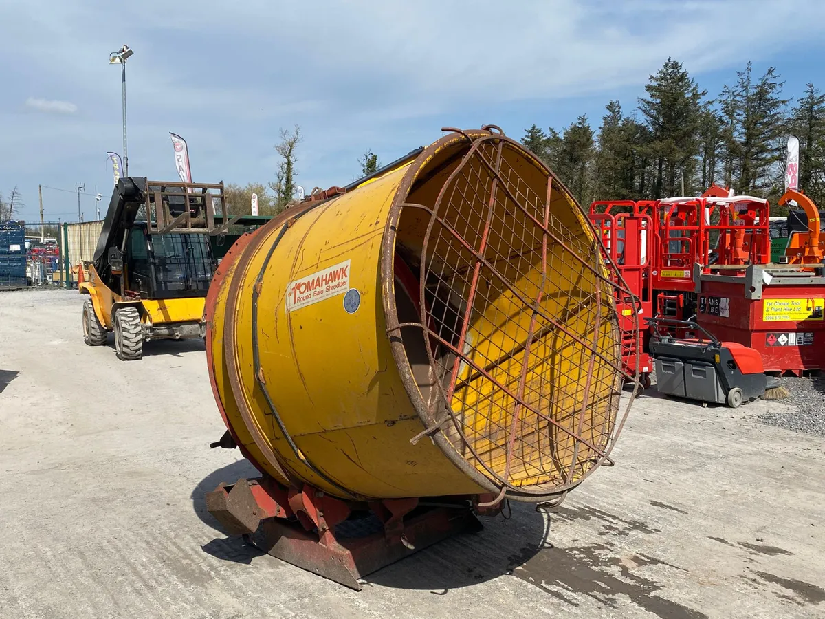 Tomahawk 4040 Round Bale Shredder – Straw / Silage - Image 1