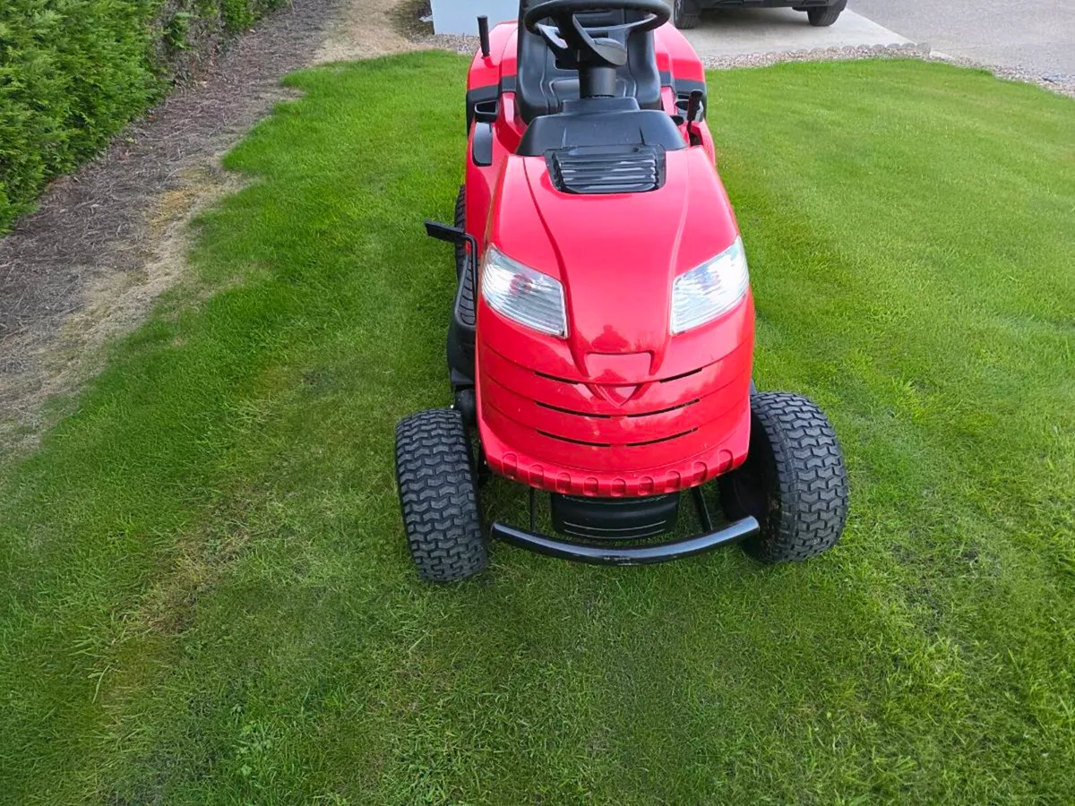 Castlegarden mower - Image 2