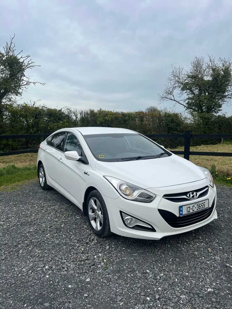 2012 Hyundai I 40 for parts only - Image 1