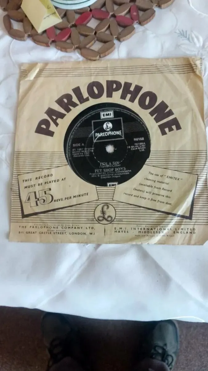 1987 pet shop boys 7 inch record - Image 2