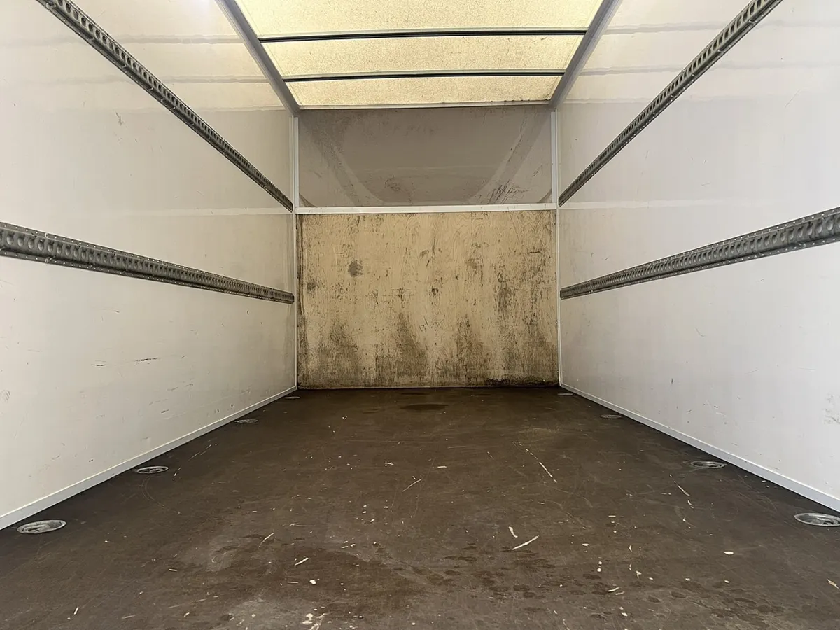 2023 Ford Transit Luton Box Van - Image 2