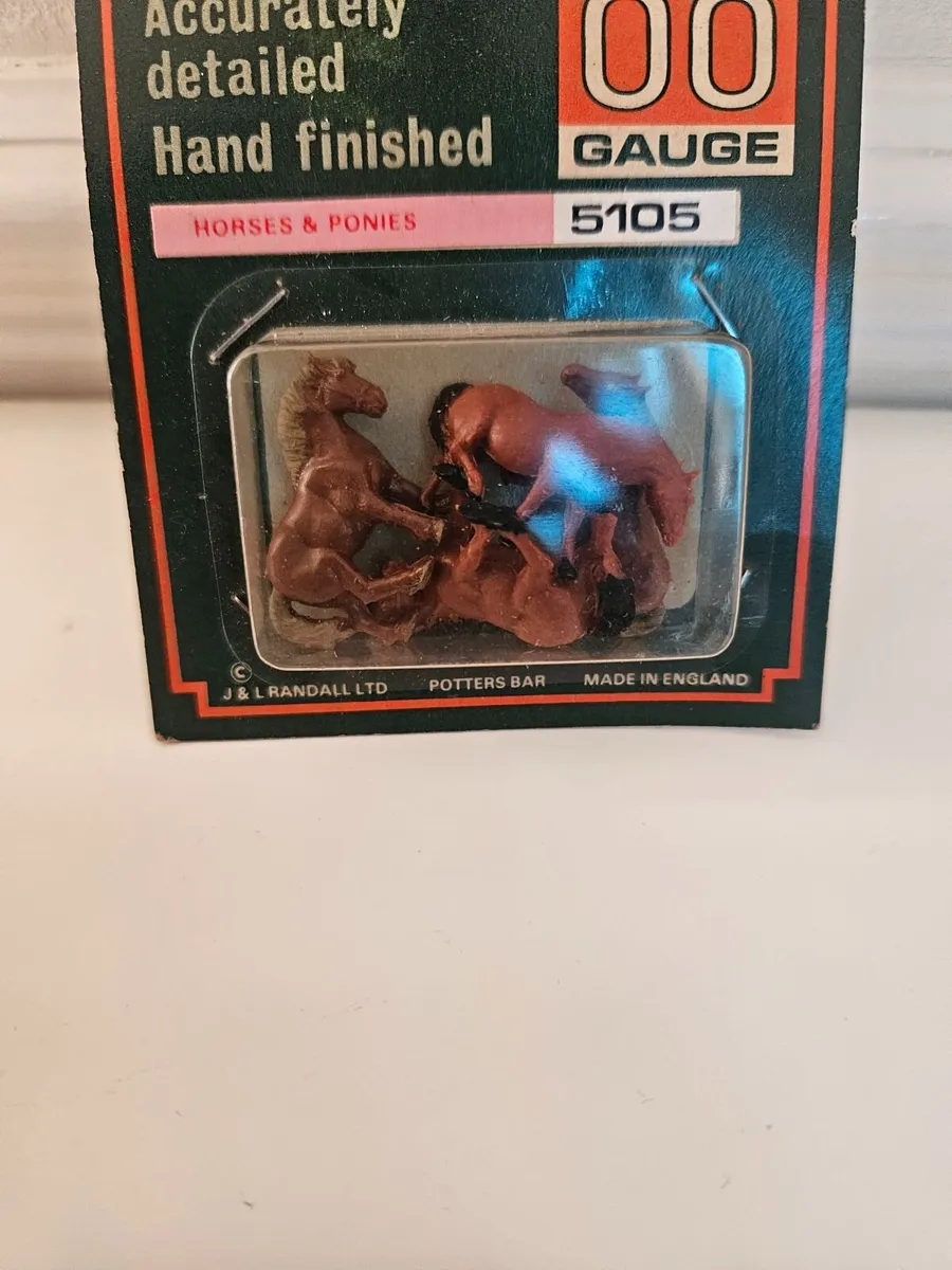 Hornby Merit Hobby OO Gauge Horses - Image 2