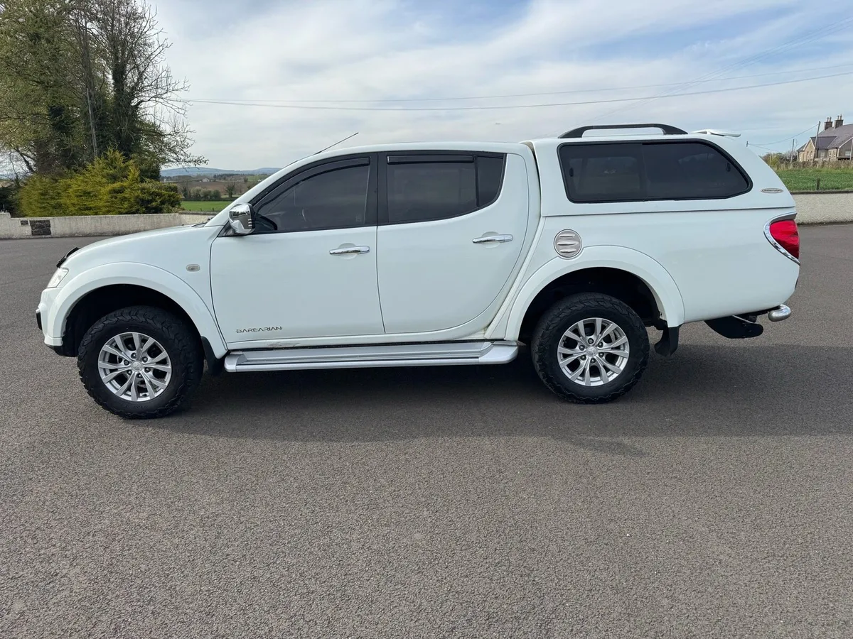Mitsubishi L200 Barbarian 2014 - Image 2