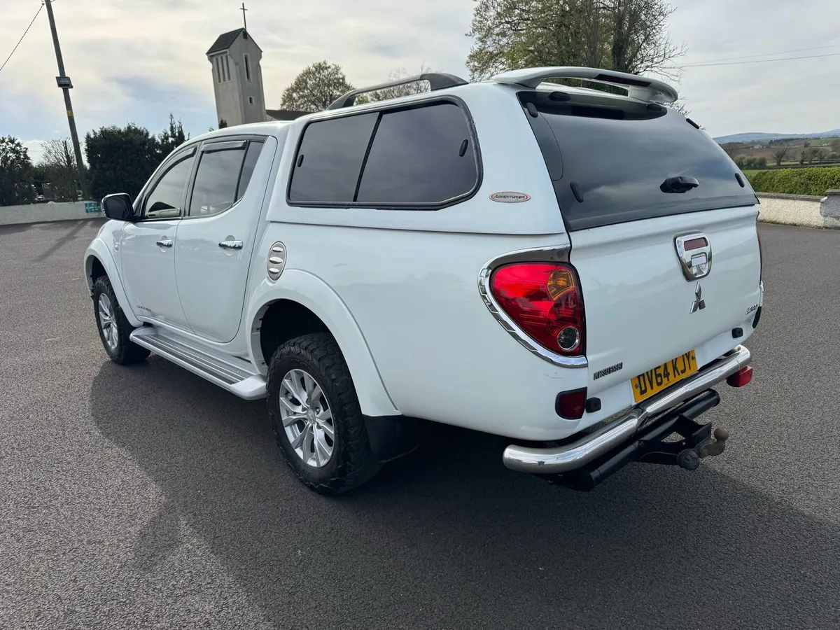 Mitsubishi L200 Barbarian 2014 - Image 3