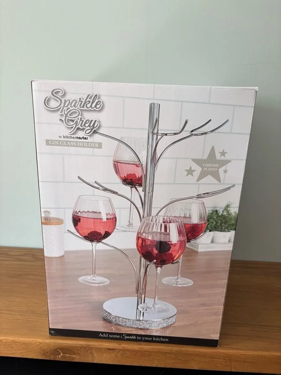 Sparkly Gin Glass Holder - Image 3