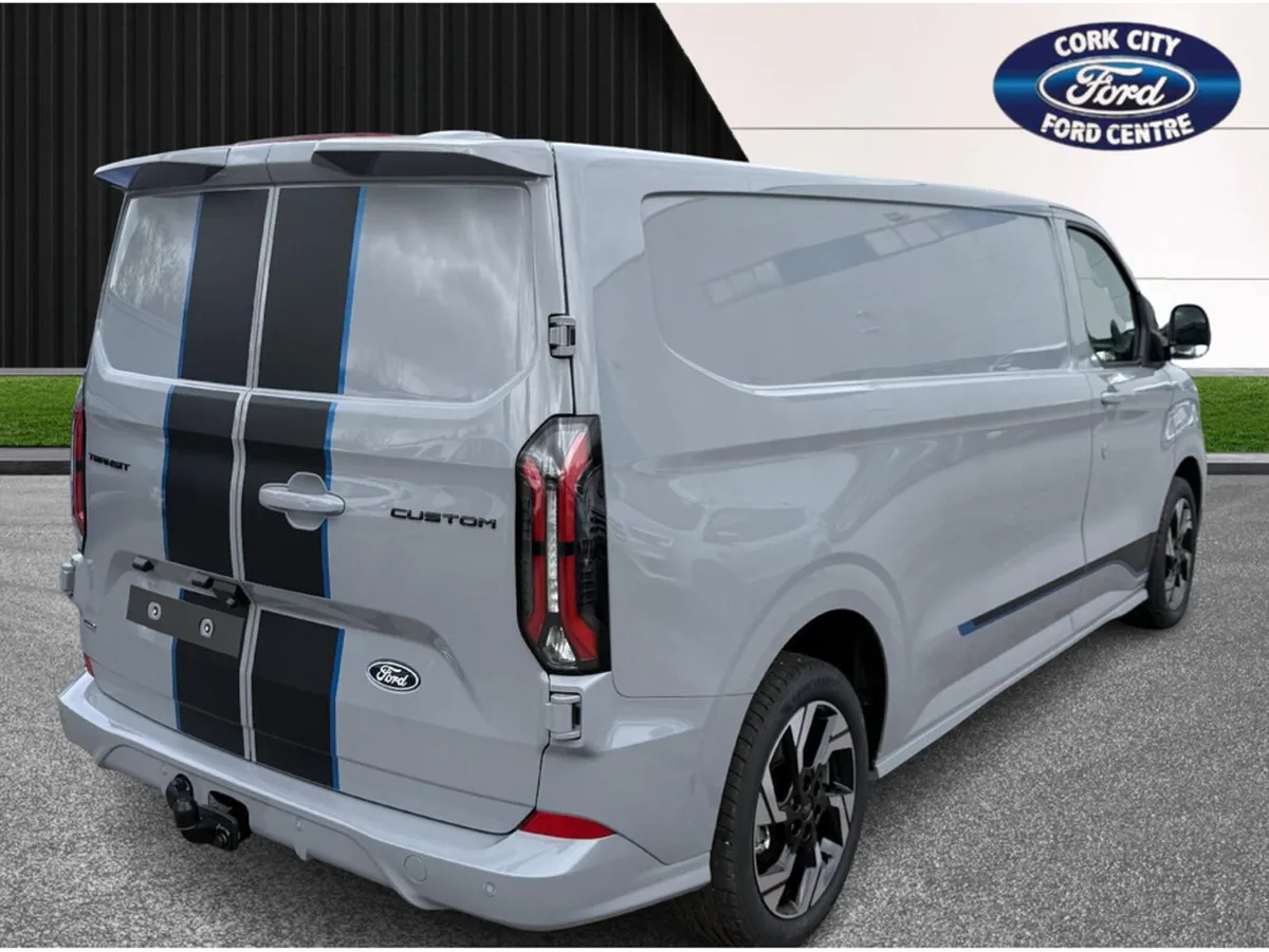 Ford Transit Custom Sport PHEV - Image 4