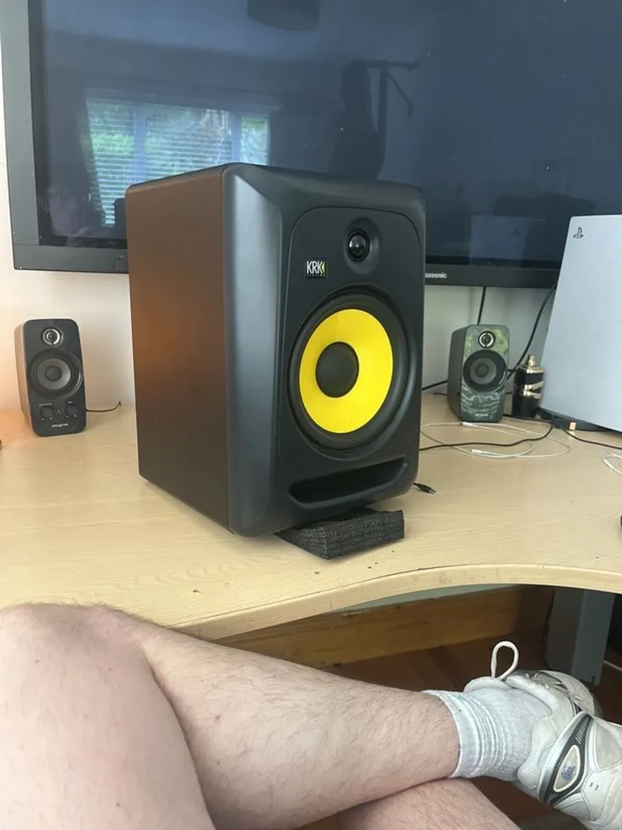 KRK Classic 8 Studio Monitor x 1 - Image 1