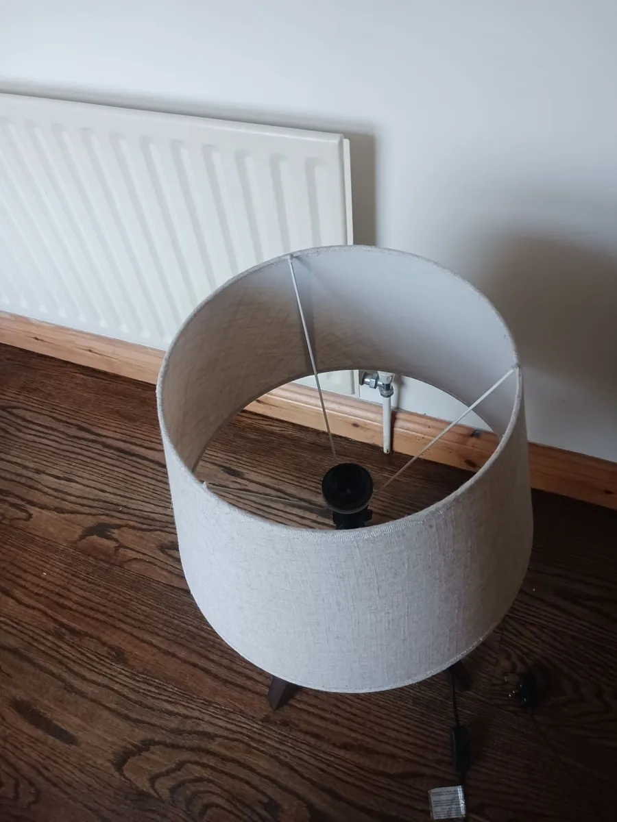 Table Lamp - Image 4