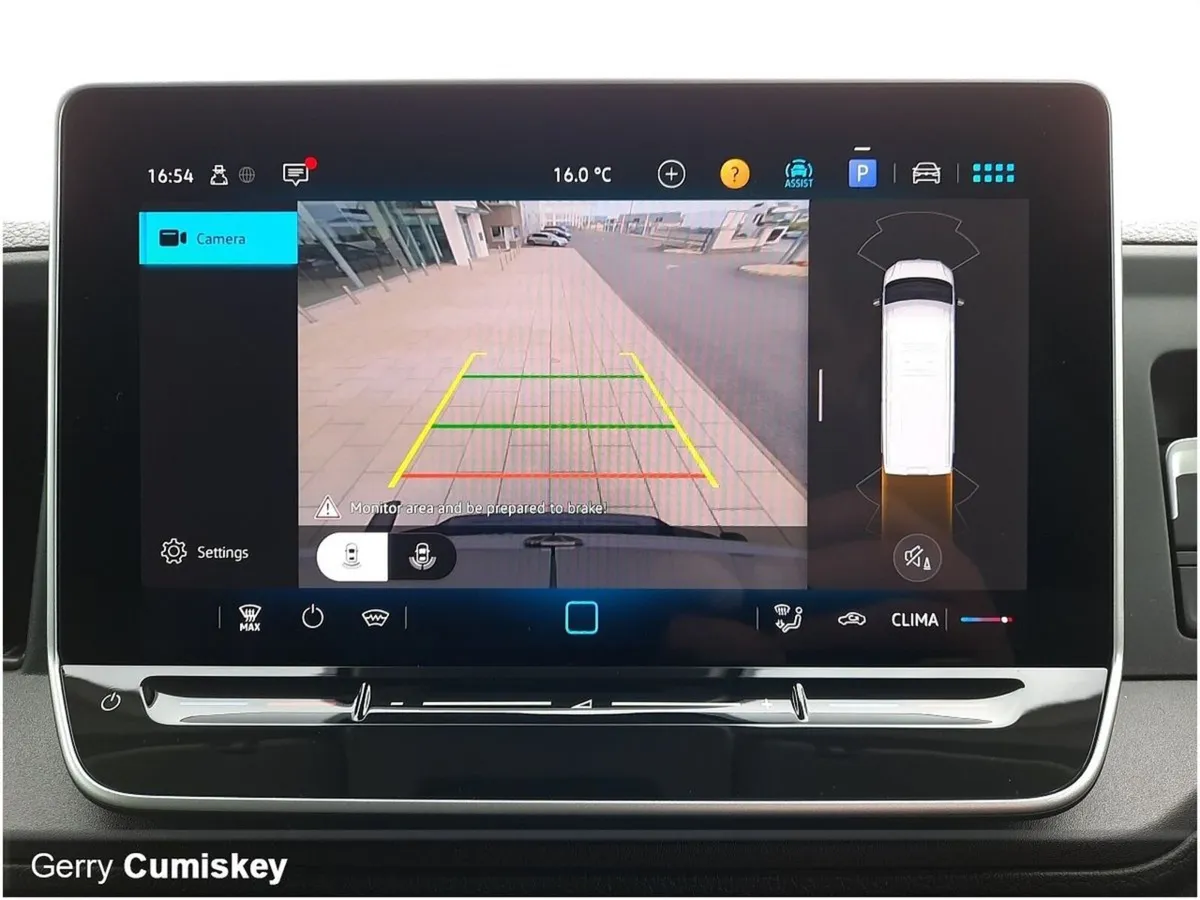 Volkswagen Crafter Trendline |  30 MWB | 2.0 TDI 1 - Image 2