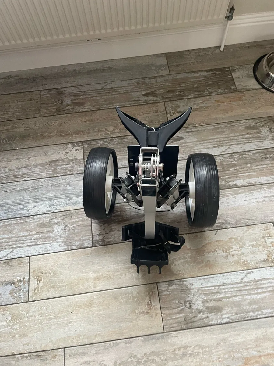 Brand New Golf Trolley/Cart - Image 3