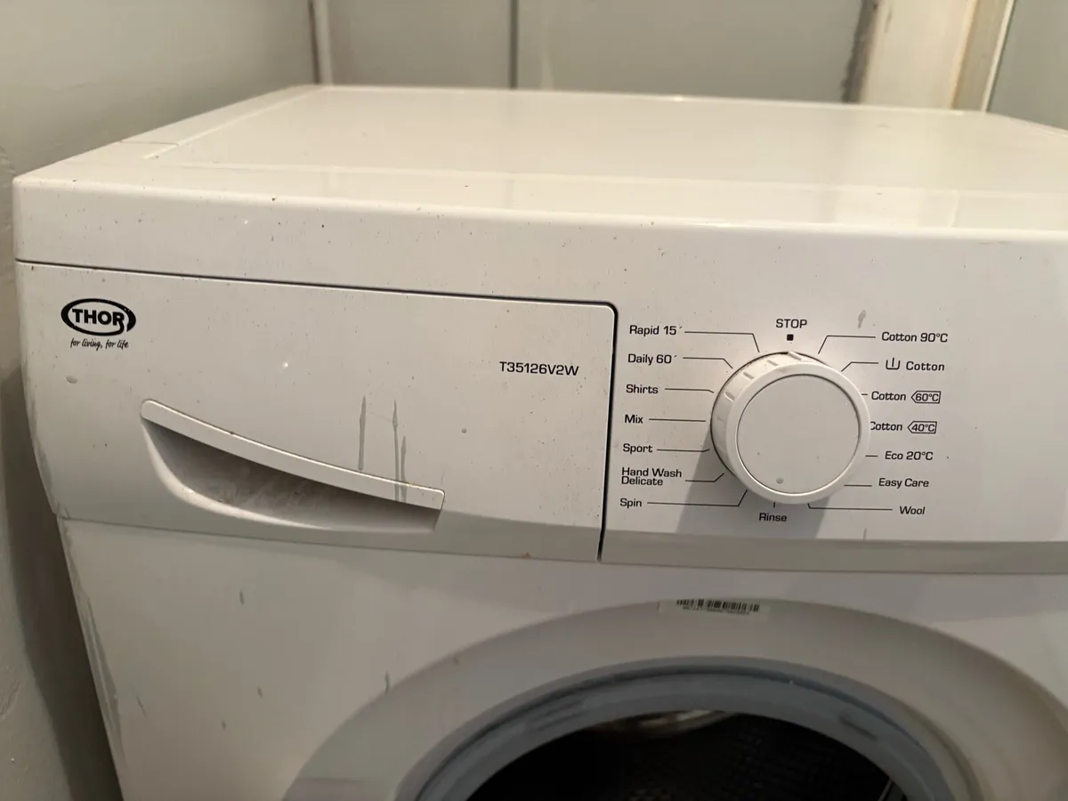 Washing machine - Image 2