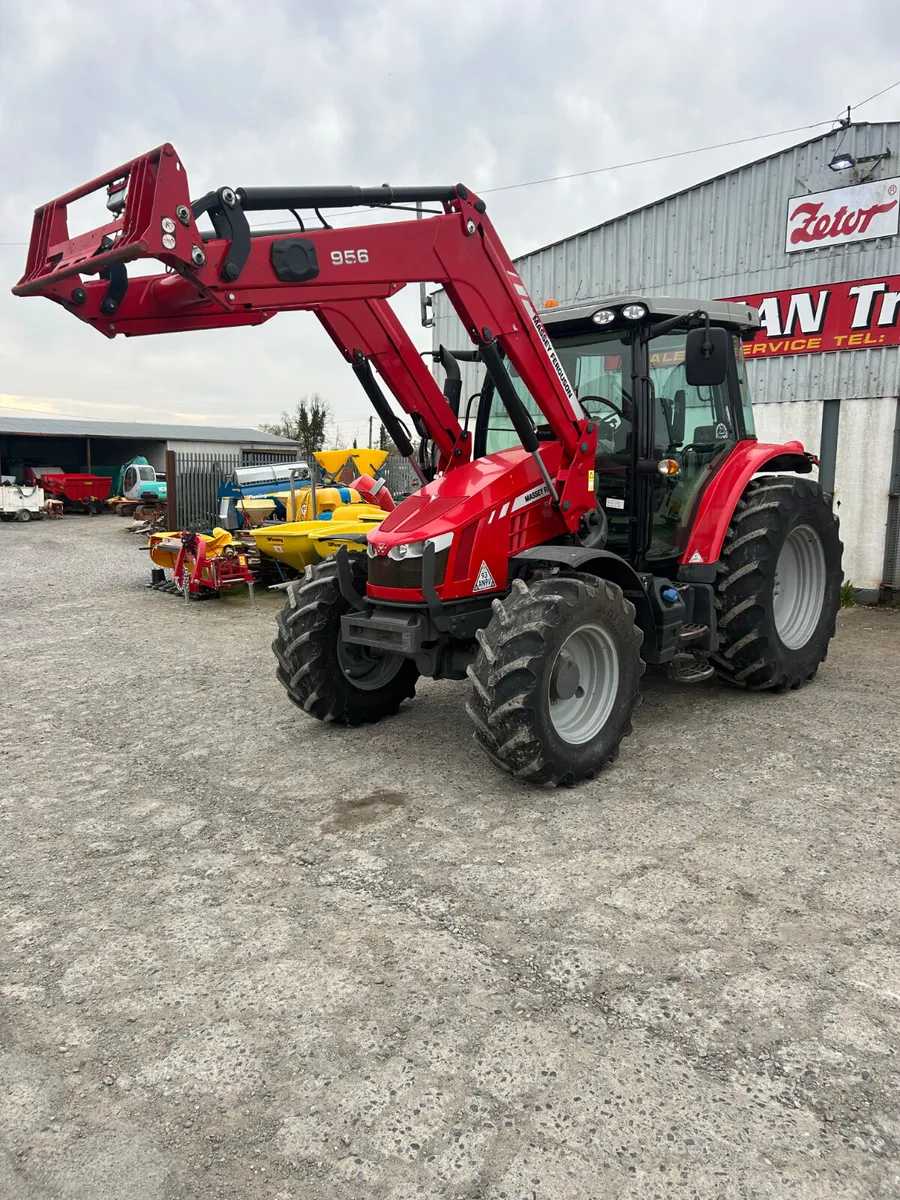 2016 Massey Ferguson 5712 c/w MF Loader - Image 1