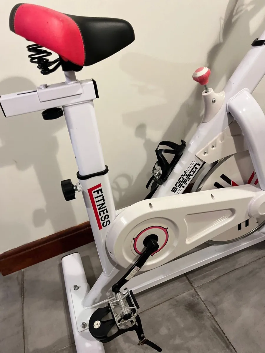 Exercise bike - Image 4