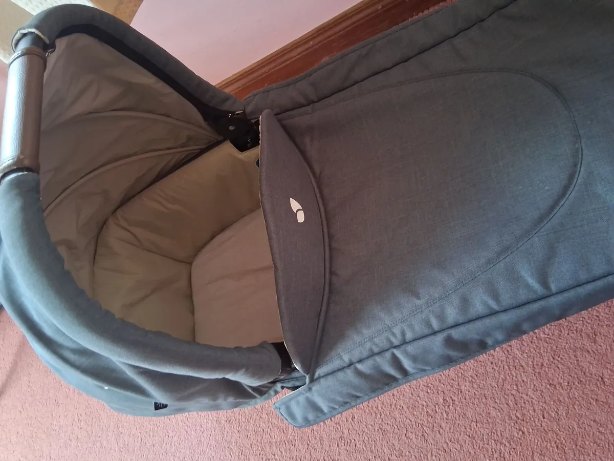 Joie Versatrax buggy - Image 3