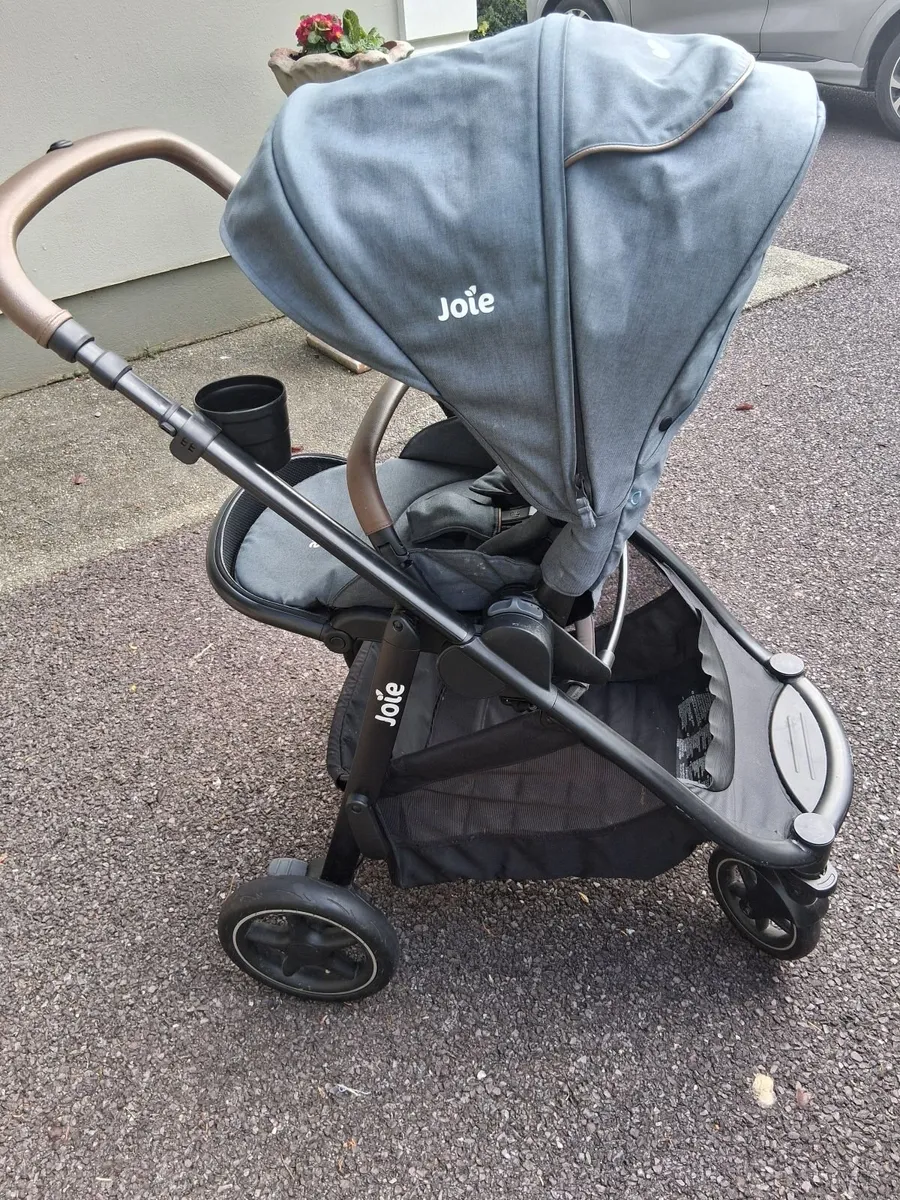 Joie Versatrax buggy - Image 1