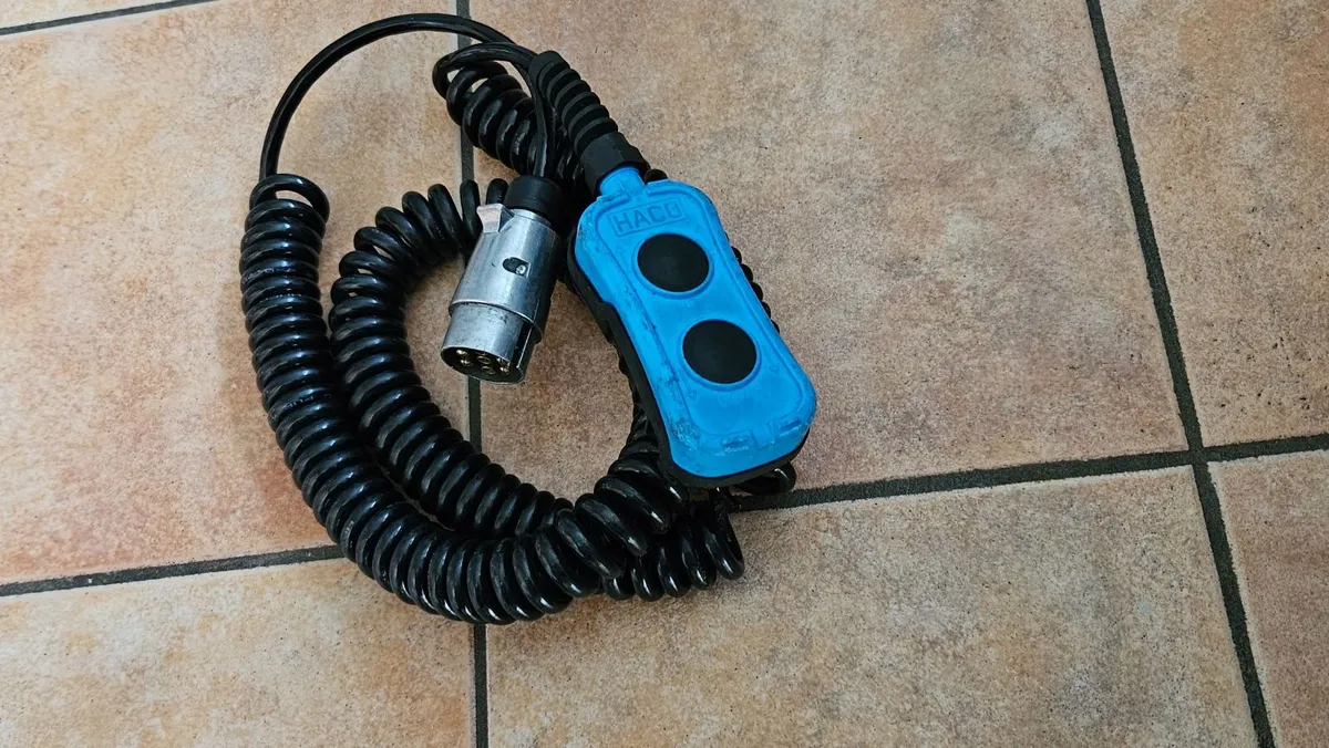 HACO tail lift controller - Image 4