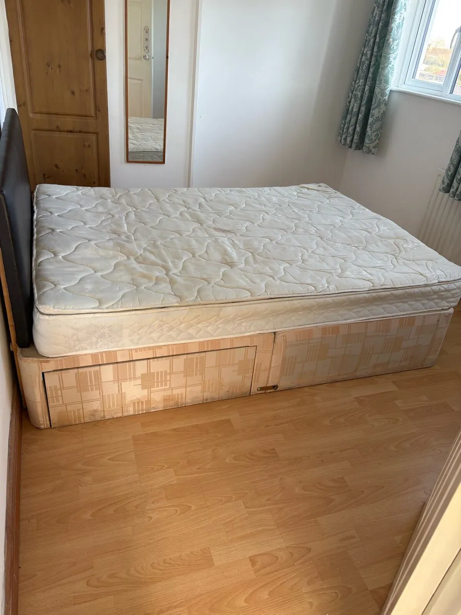 Double bed & mattress - Image 2