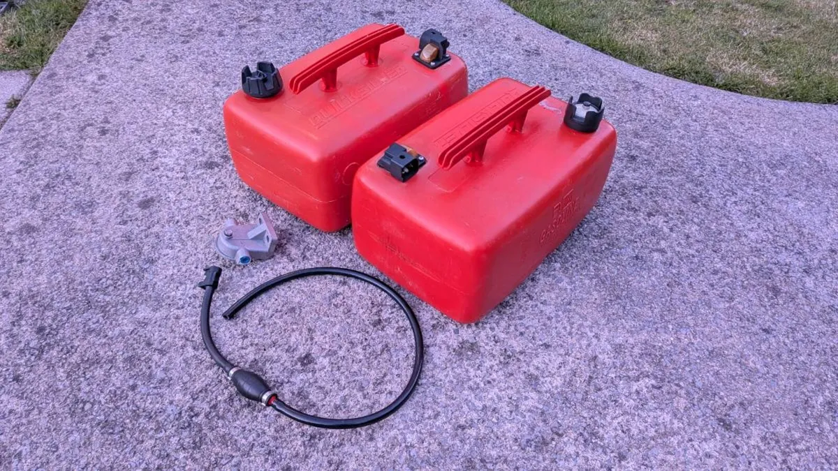 Two quicksilver 25l tanks (total 50l capacity) - Image 1