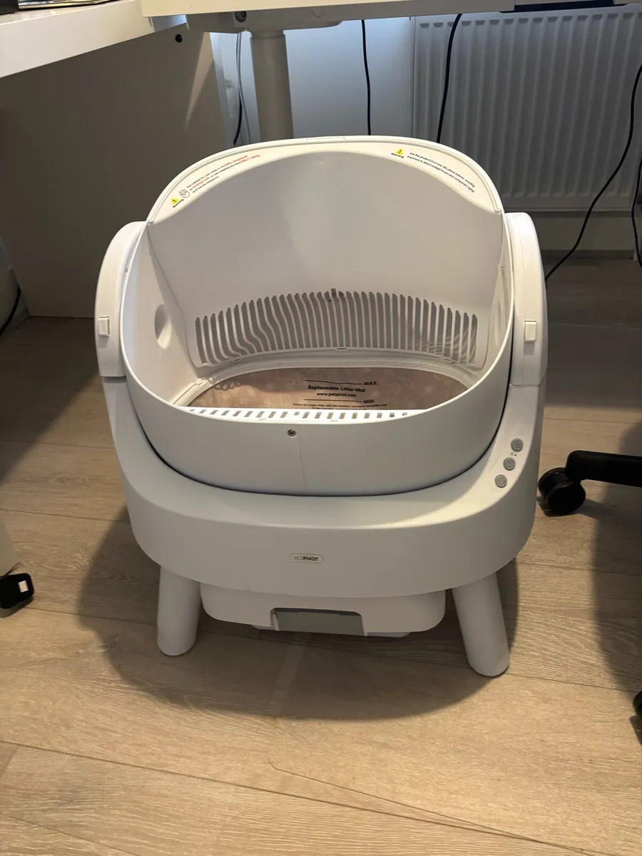 Automatic cat litter box - Image 1
