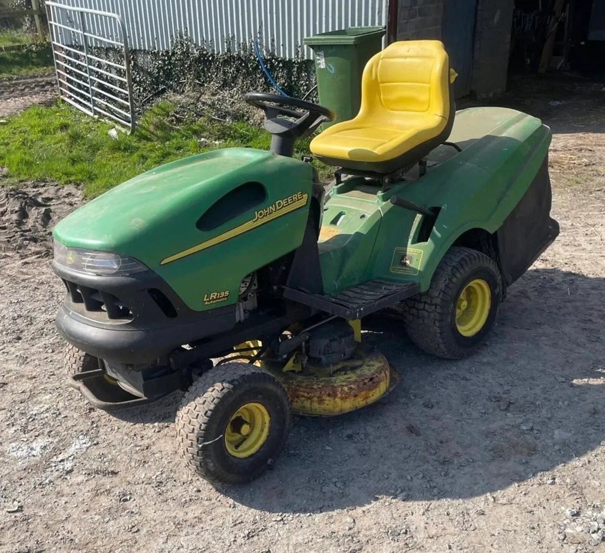 John Deere Lawnmower - Image 1