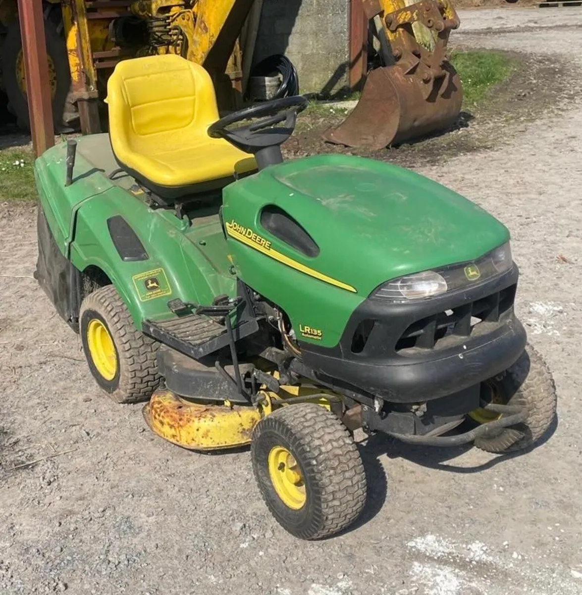 John Deere Lawnmower - Image 2