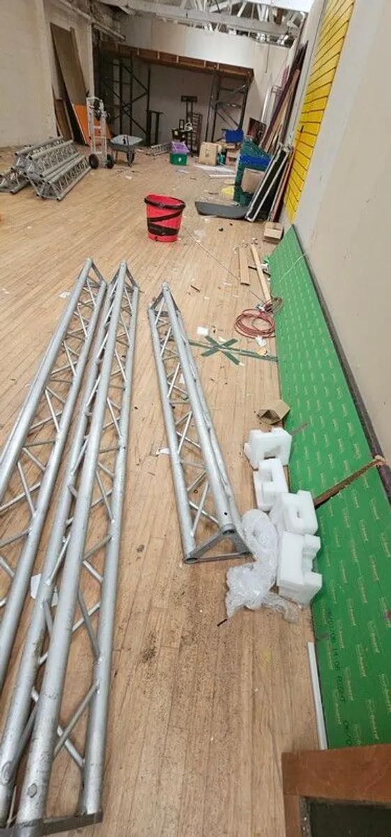 light truss - Image 2