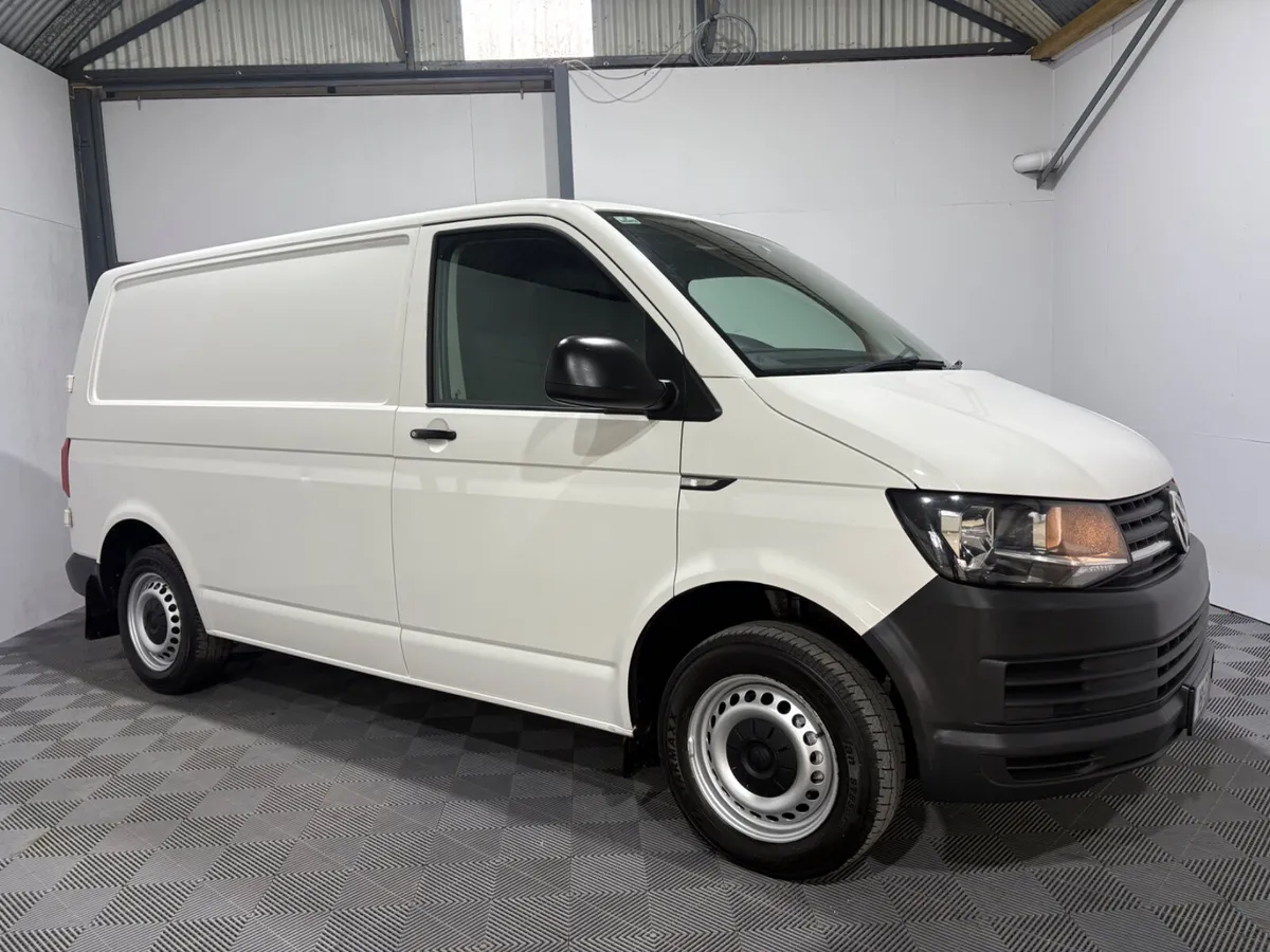2018 Volkswagen Transporter 2.0 TDi New CVRT - Image 1