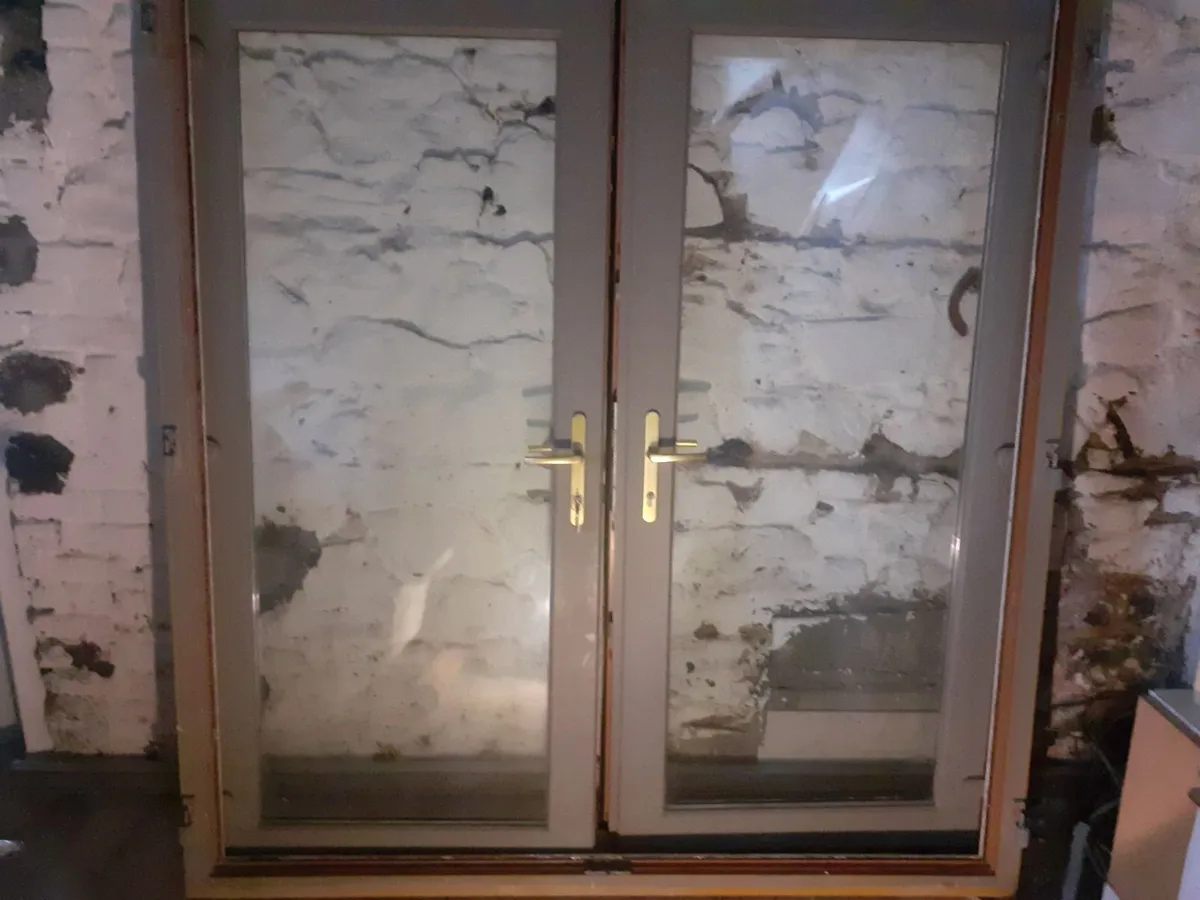 Double set of double glazded doors