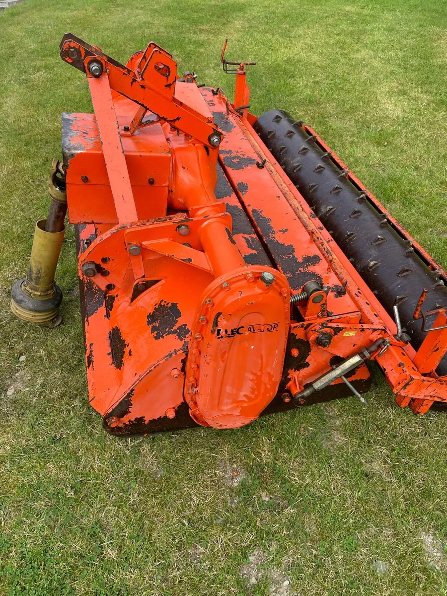 Blec Stone Burier - Image 1