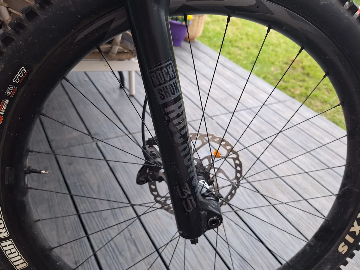 2020 Giant Trance Advanced 2 MTB Charcoal - Image 3