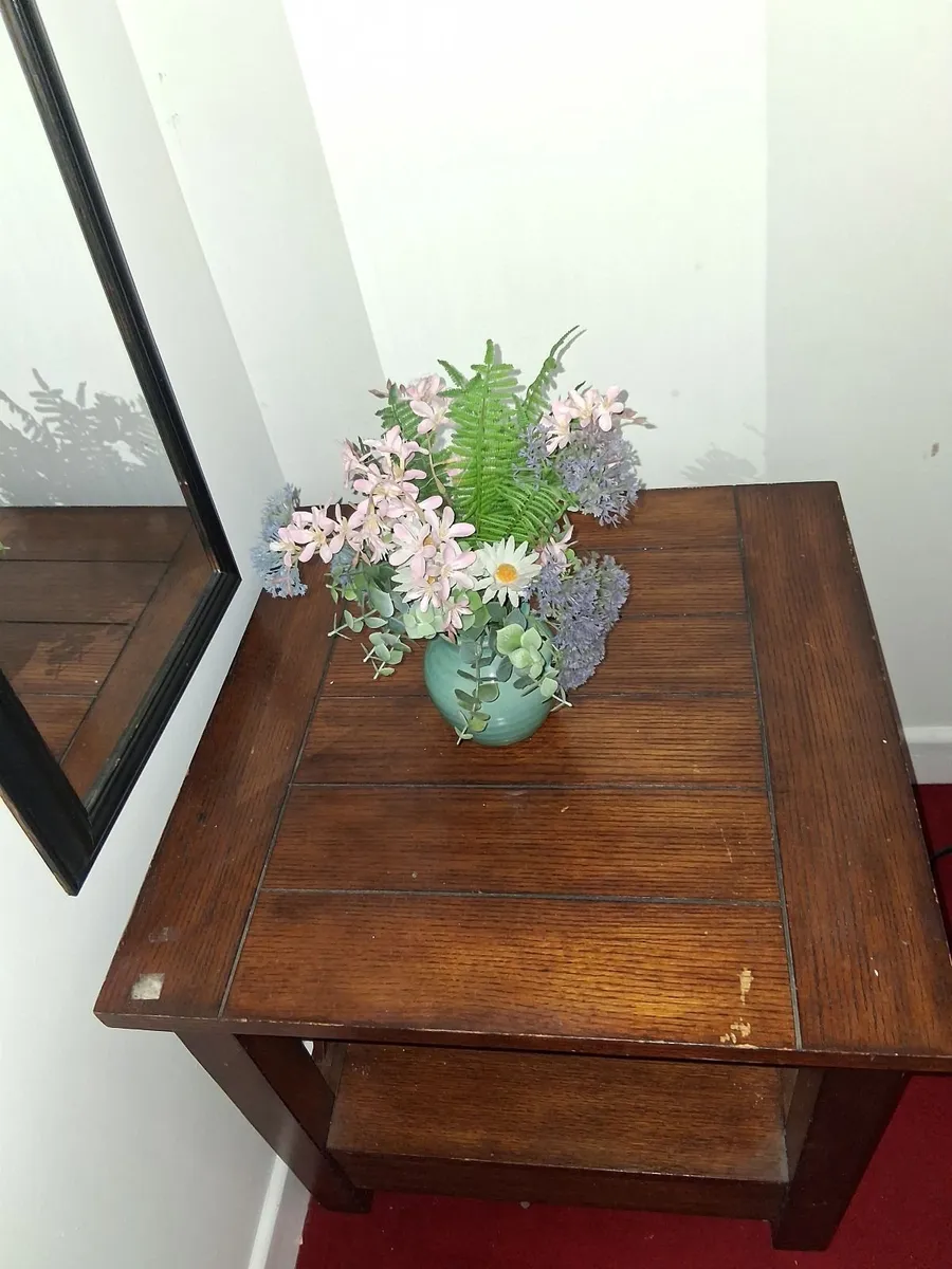 Chair and 2 hall tables - Image 4