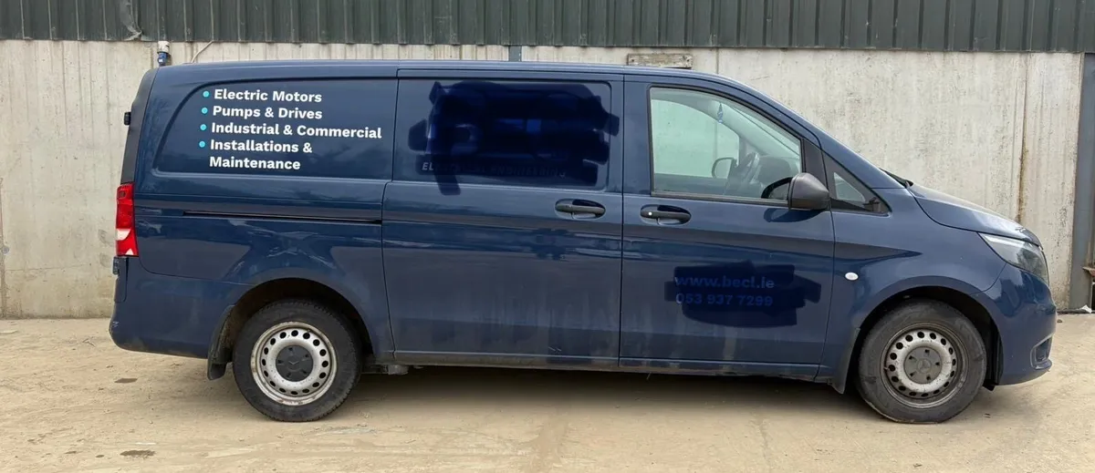 2021 Mercedes Vito parts - Image 3