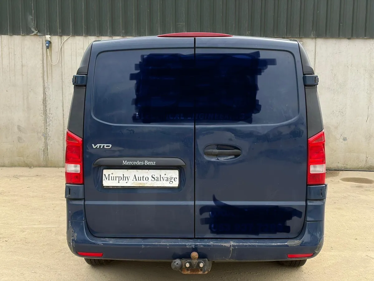2021 Mercedes Vito parts - Image 2