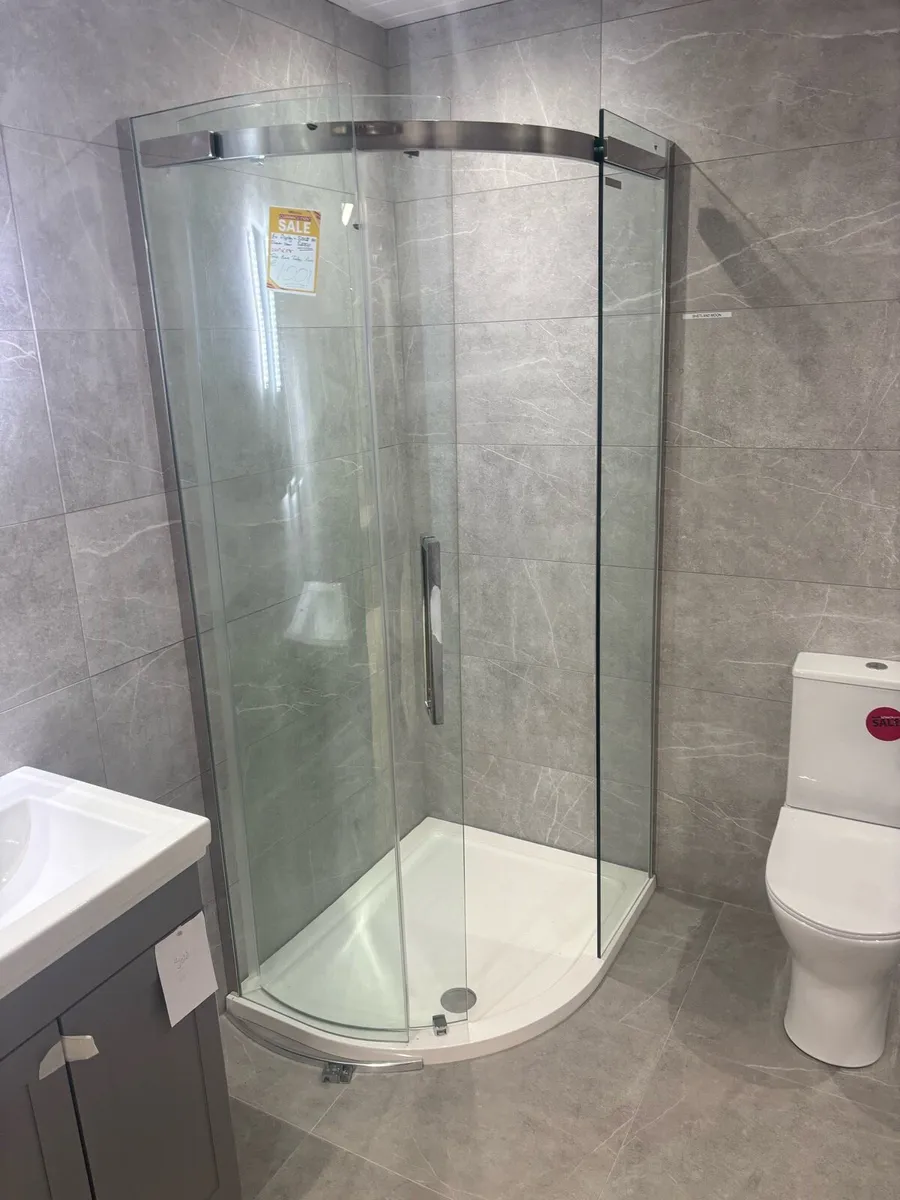 Bathshack Dublin ExDisplay Frameless Quad Door