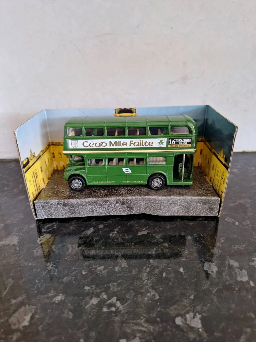 Vintage diecast Irish Model Collection bus - Image 2