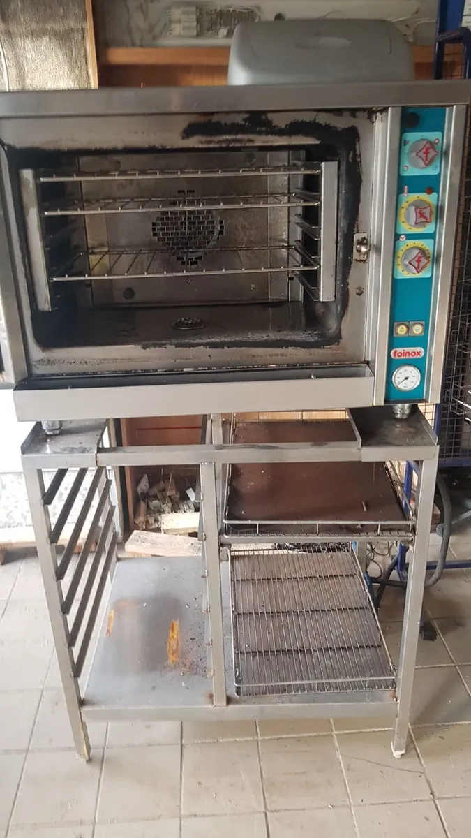 Catering and shoo fittings - Image 1