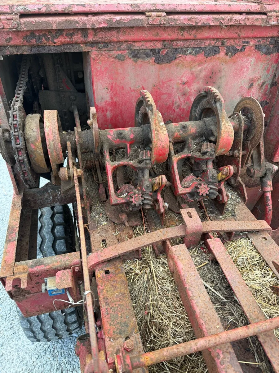 New holland 370 - Image 4