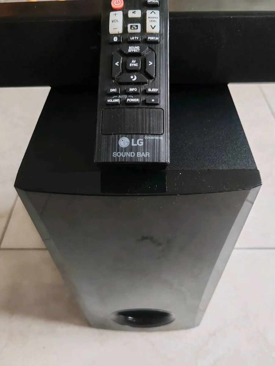 LG Soundbar - Image 3